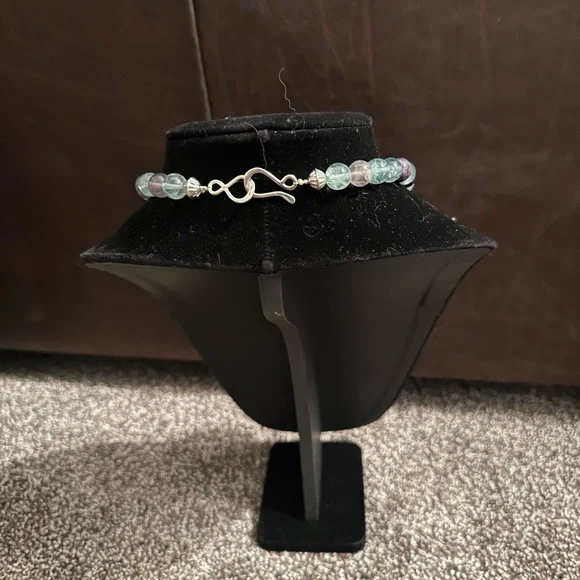Hand Crafted “One of a Kind” Chinese Fluorite & Sterling Silver Necklace - Picture 3 of 3